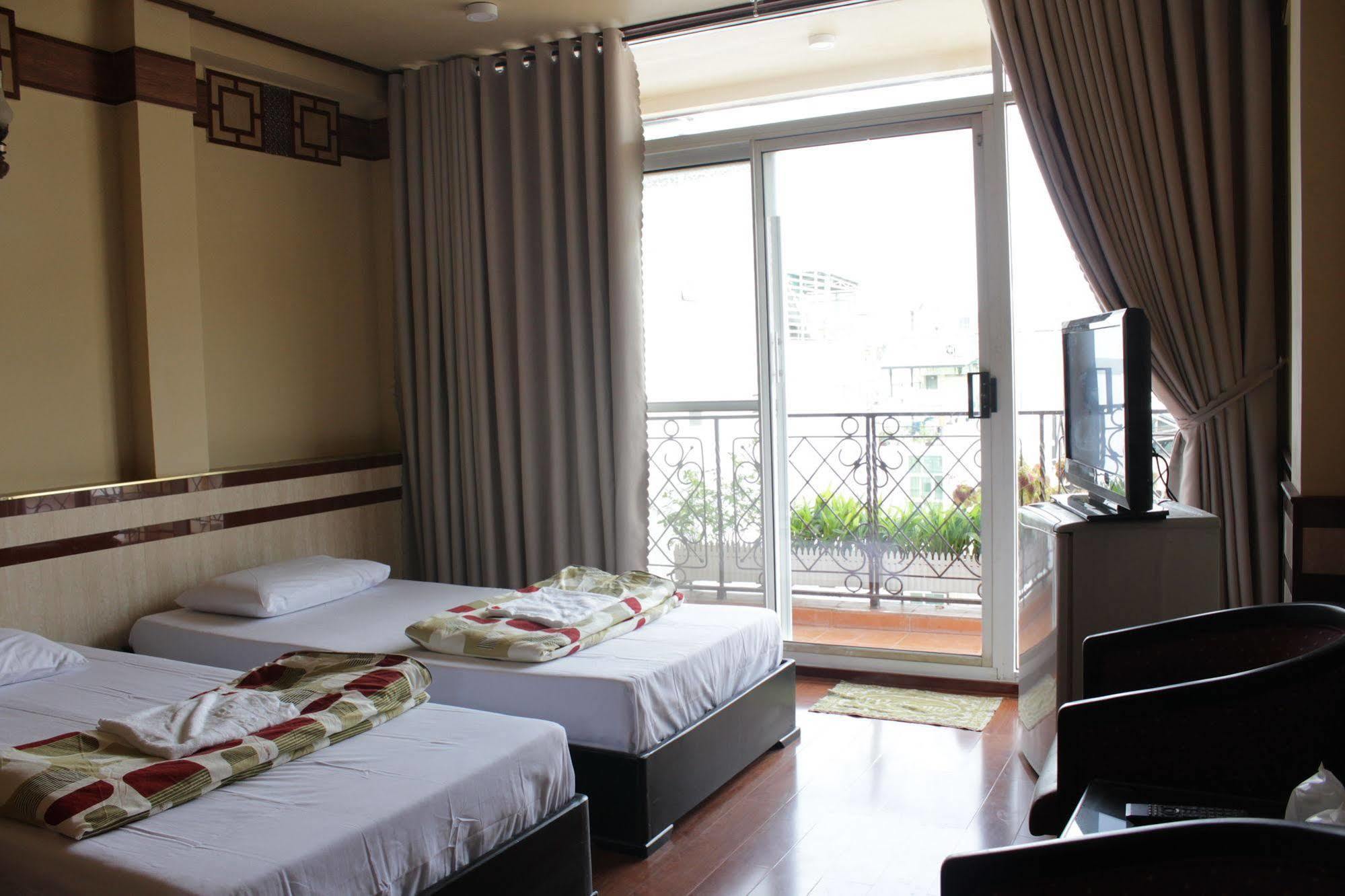 Bi Saigon Hotel Ho-Chi-Minh-Stadt Exterior foto